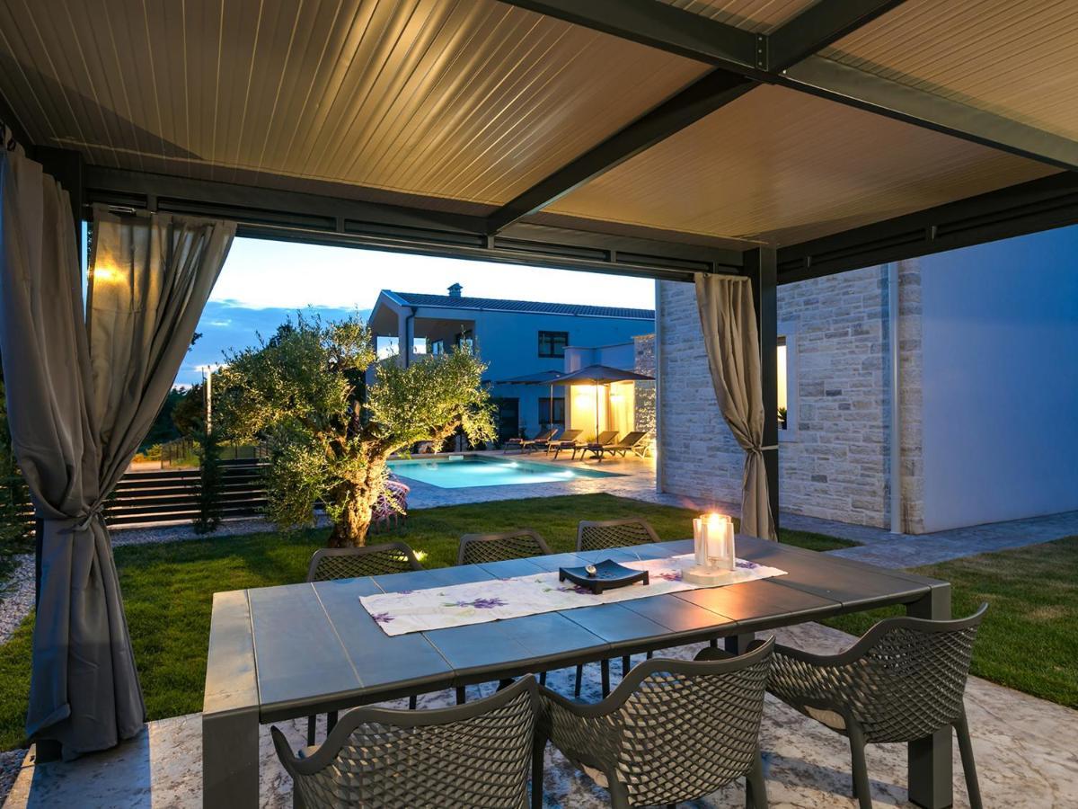 Maslina Nova Vas (Porec)