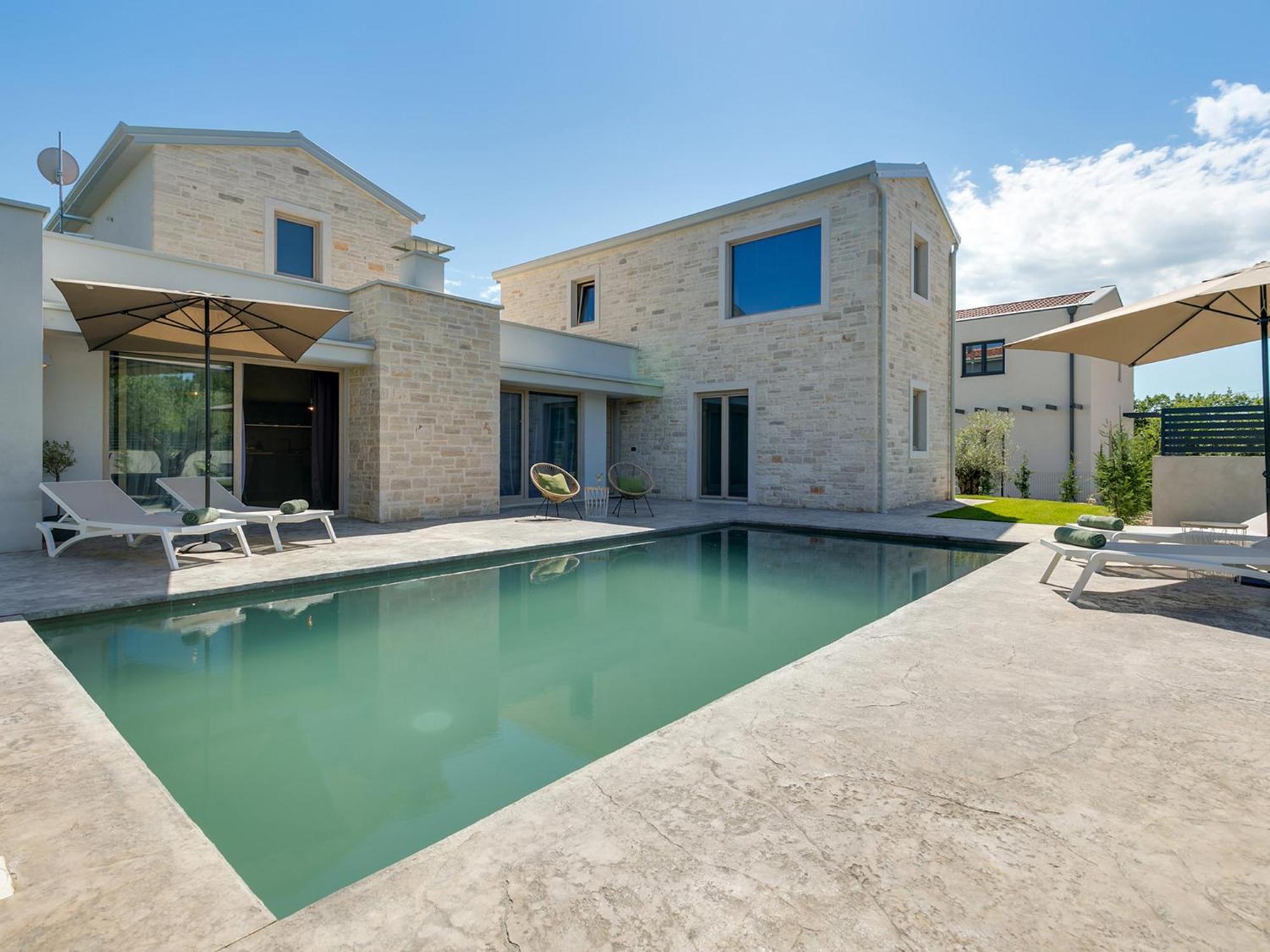 Maslina Villa Nova Vas (Porec)